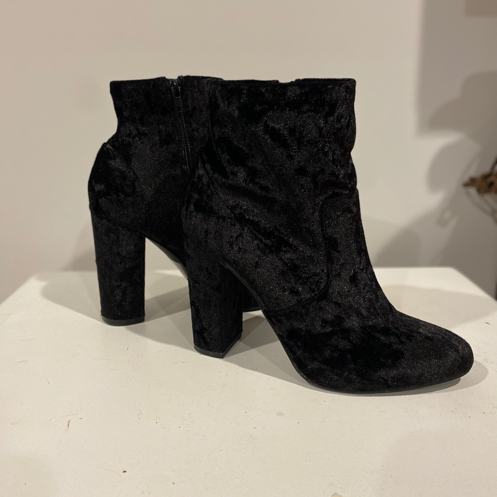 Velvet Heeled Boots